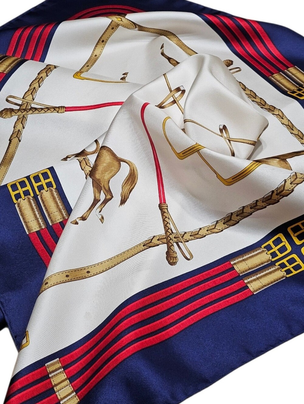 CELINE SCARF - Picture 3 of 16